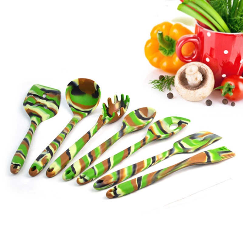 camo kitchenware-5608