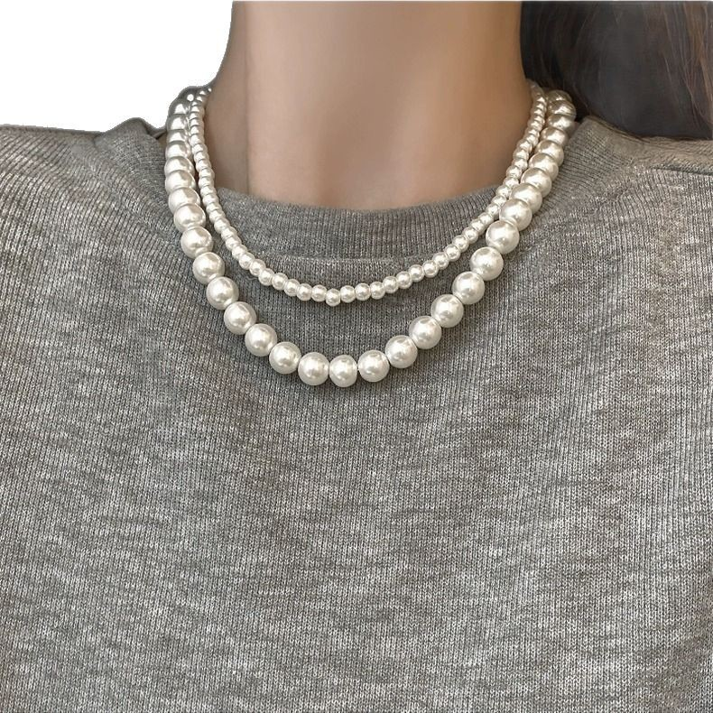 pearl necklace