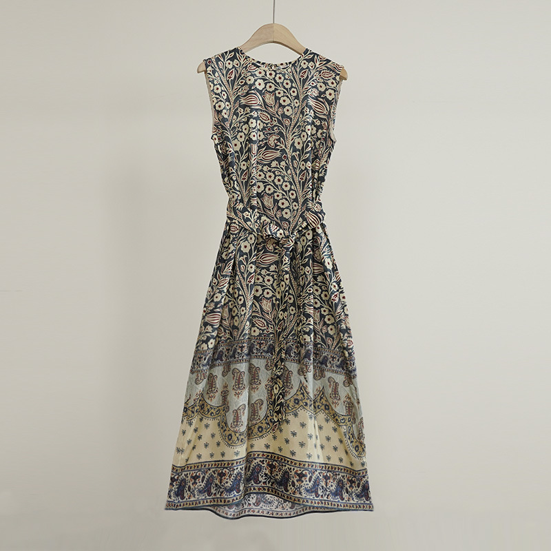 Italy vintage silk dress purchase