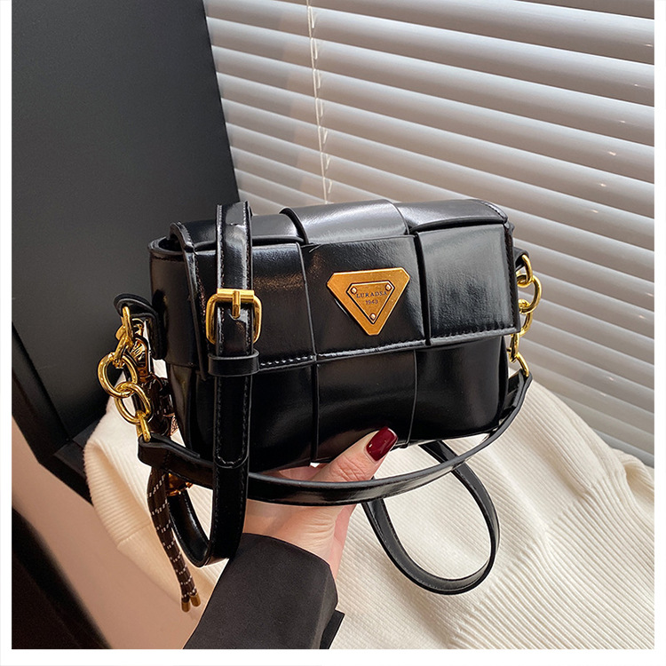 TOP5 Prada Leather Bags in Italy