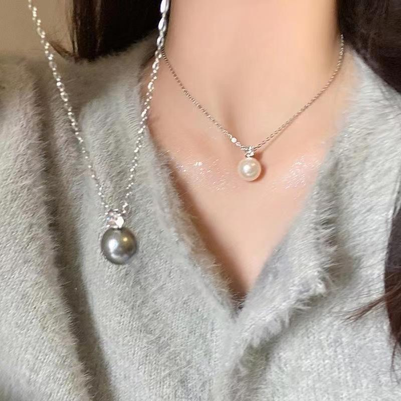 TOP5 Dainty Pearl Necklaces in France