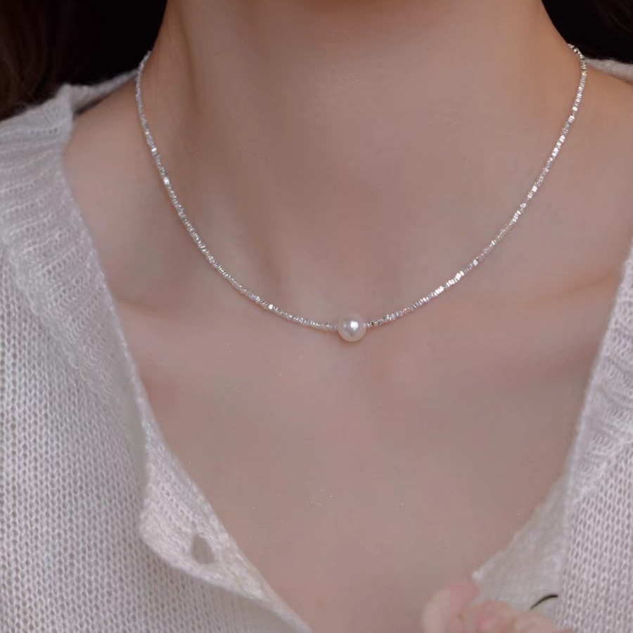 TOP5 Dainty Pearl Necklaces in France