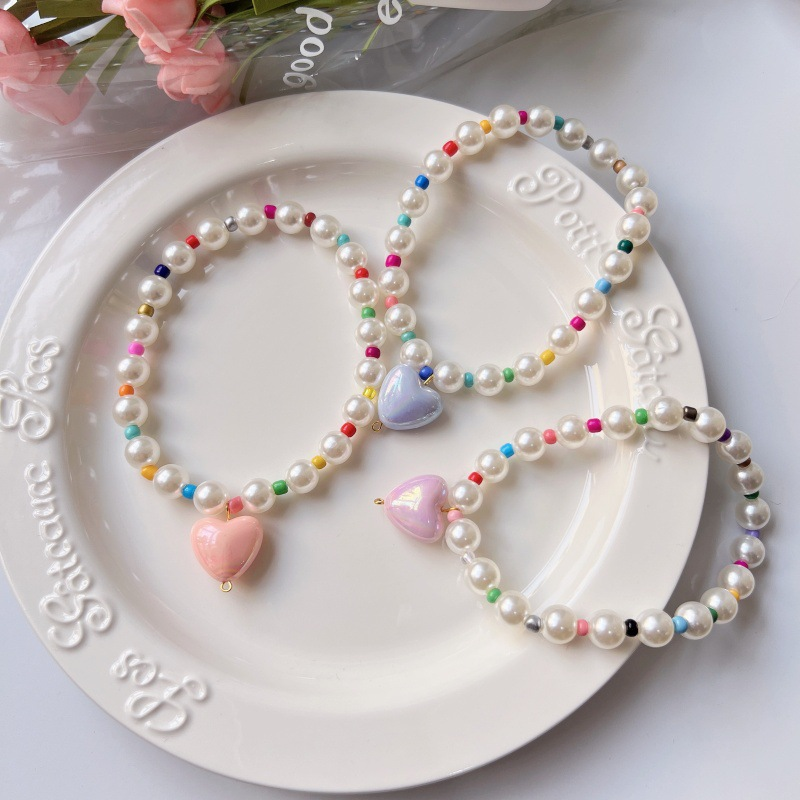 Top 5 Dogs'Pearl Necklaces In Britain