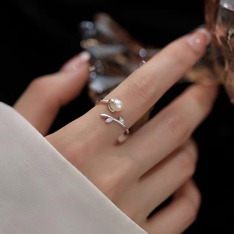 Top 10 Silver Rings with Pearls In Britain