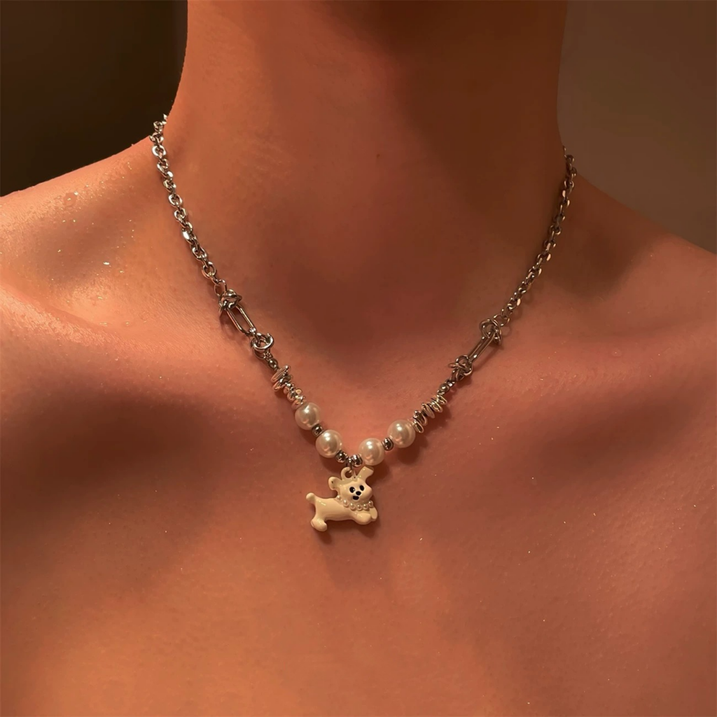 Top 5 Pearl Necklaces for Men In France