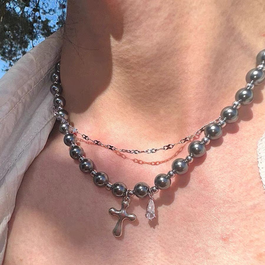 Top 5 Pearl Necklaces for Men In France