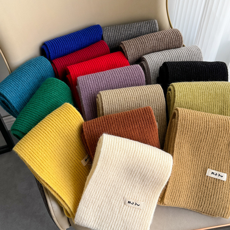 Top 5 Bright Wool Scarves In Canada