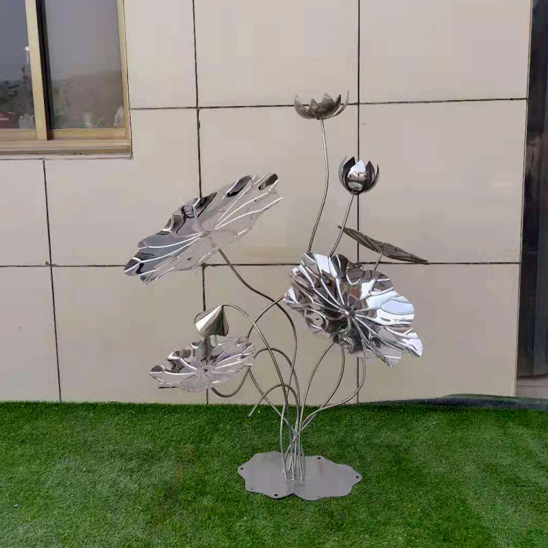 Top 10 metal sculpture flowers in Canada