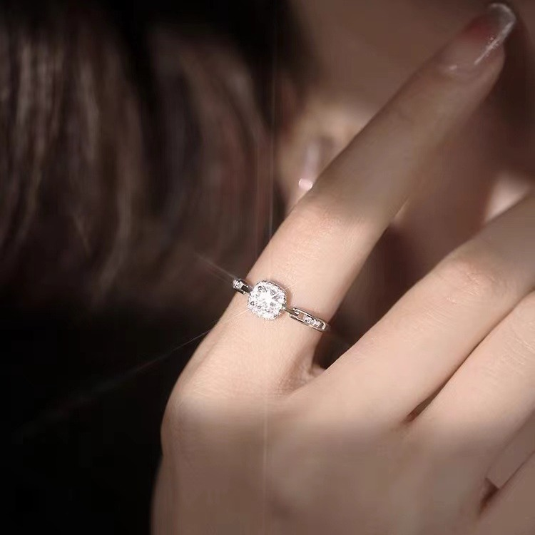 Top 5 Simple Silver Rings In Britain