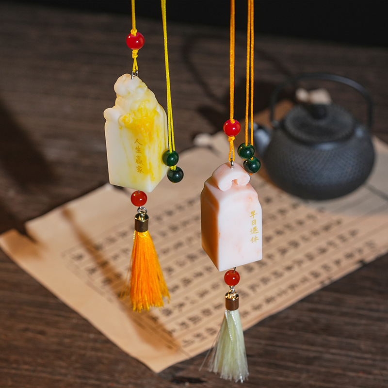 what gift do you give for lunar new year