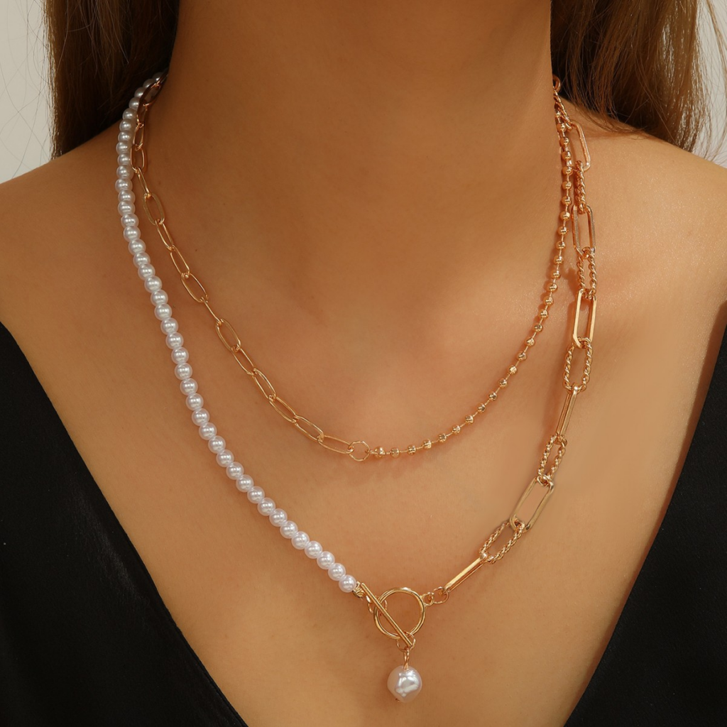 Top 10 Pearl Necklaces with Gold Clasps In France