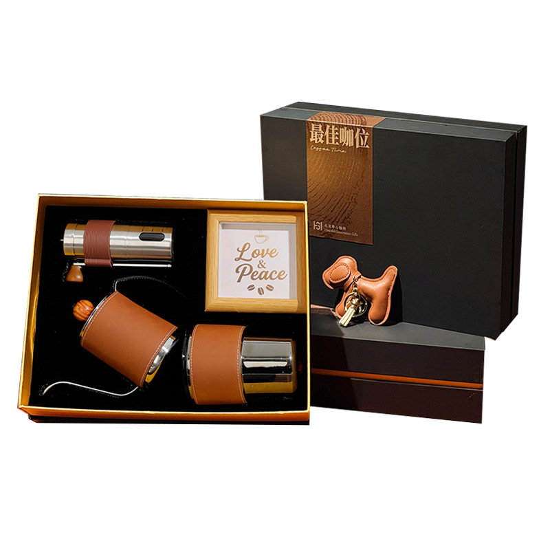 should you get your boss a holiday gift