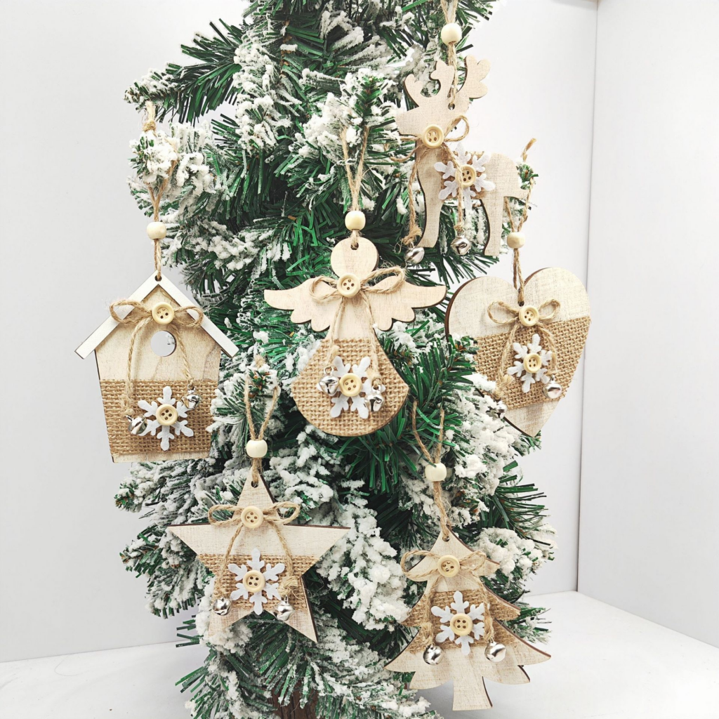 Top 10 diy holiday decorations in Canada