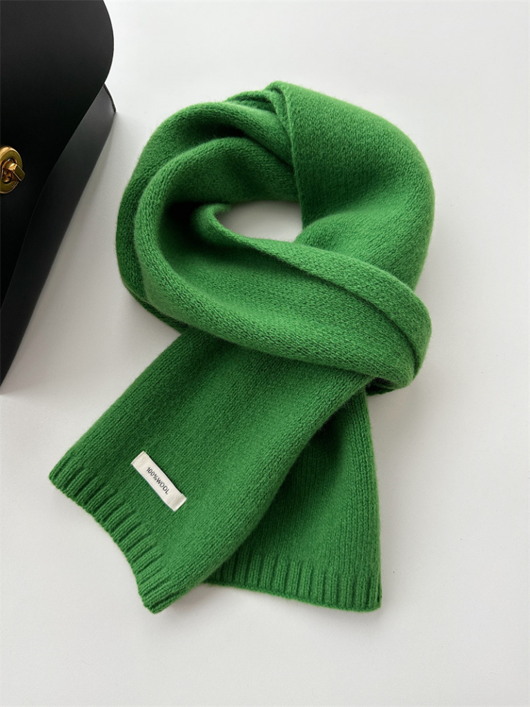 Top 10 Green Wool Scarves In Canada