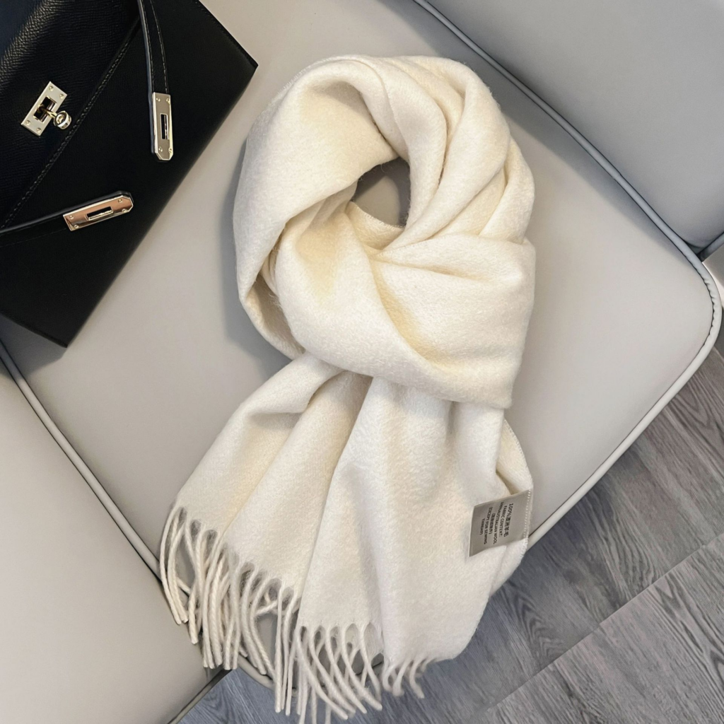 Top 10 white wool scarf in France