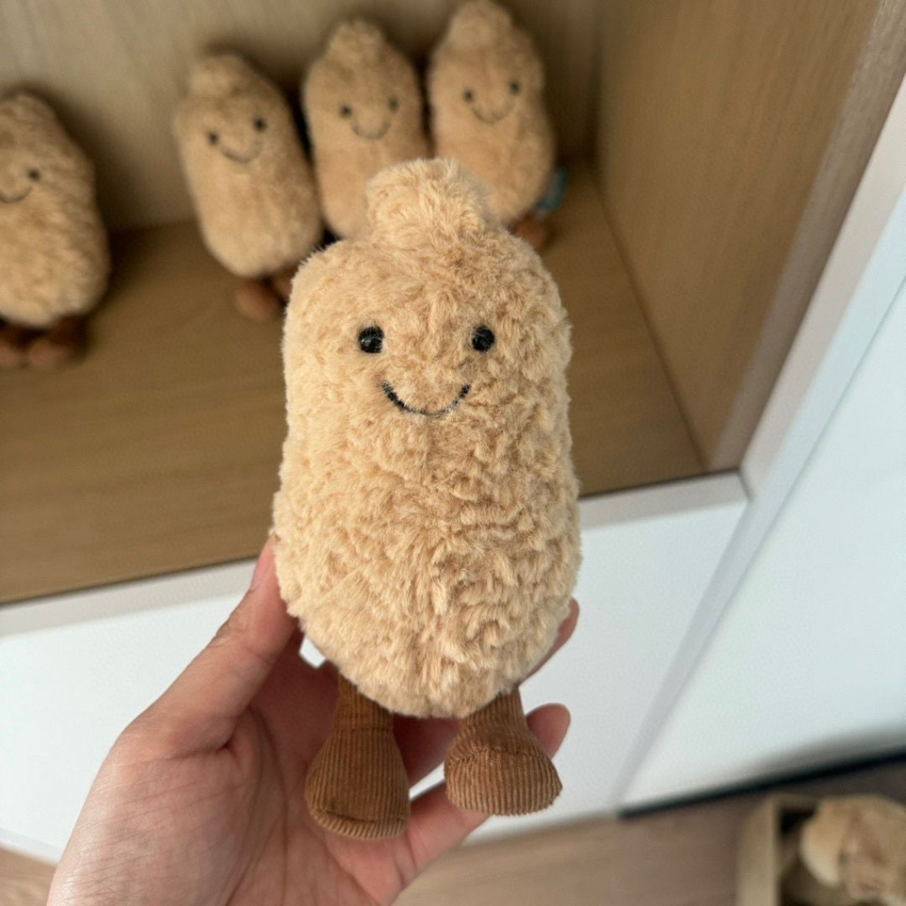 Top 10 Peanuts Plush Toys In Britain